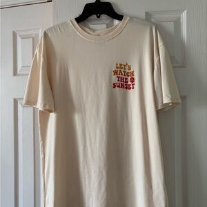 Let’s Catch the Sunset Cream Graphic Tee